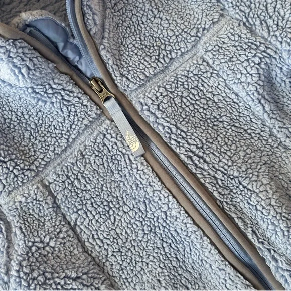 North Face Girls' Campshire Full Zip size XS/6 - Picture 3 of 10